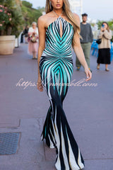 Unique Striped Print Halter Neck Cutout Tie-up Casual Flared Jumpsuit