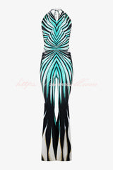 Unique Striped Print Halter Neck Cutout Tie-up Casual Flared Jumpsuit